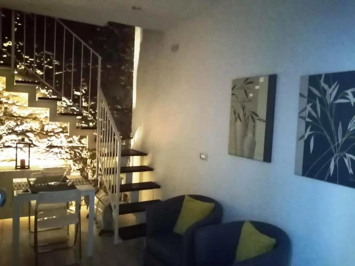 Loft Lava Stone Villa Catania 0*,